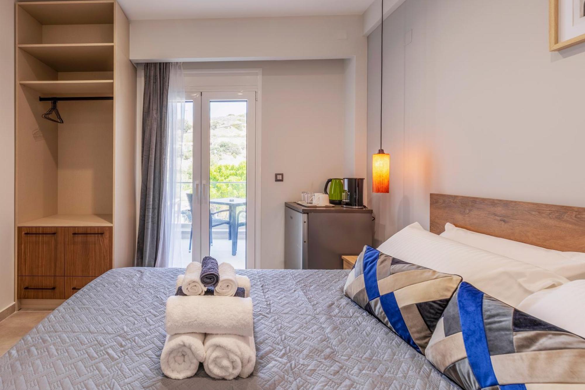 Tertsa Suites Esterno foto